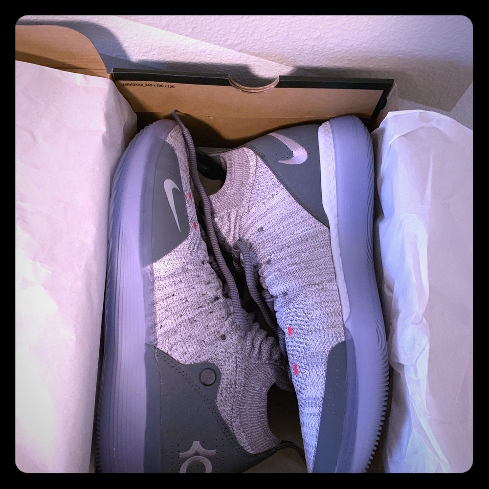 Nike Zoom KD11 SZ 12 Cool grey/wolf grey